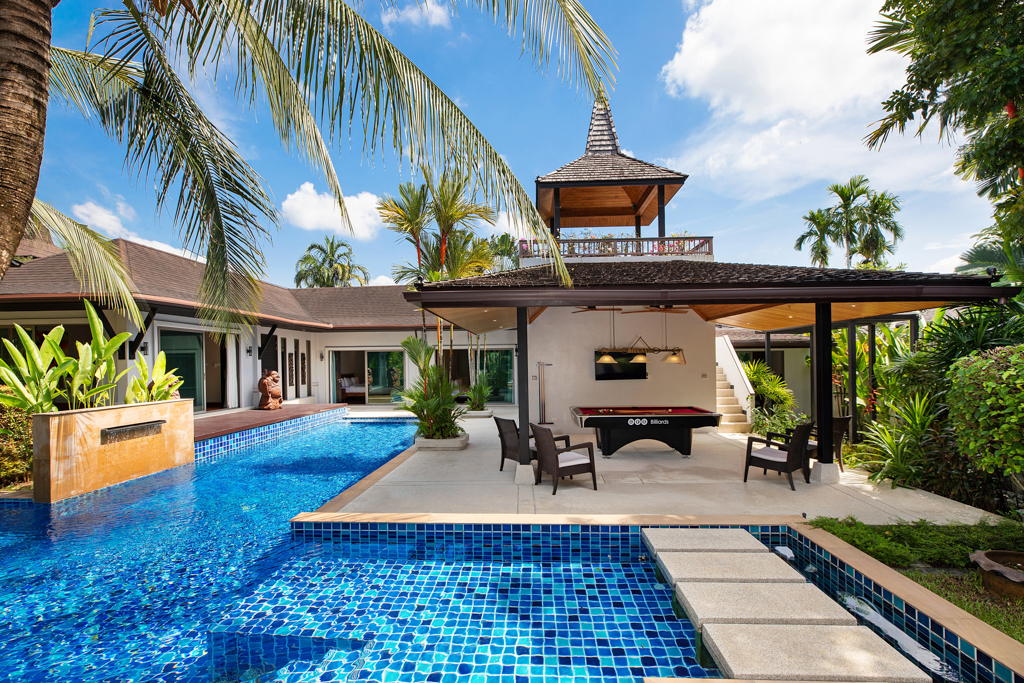 luxury villas phuket